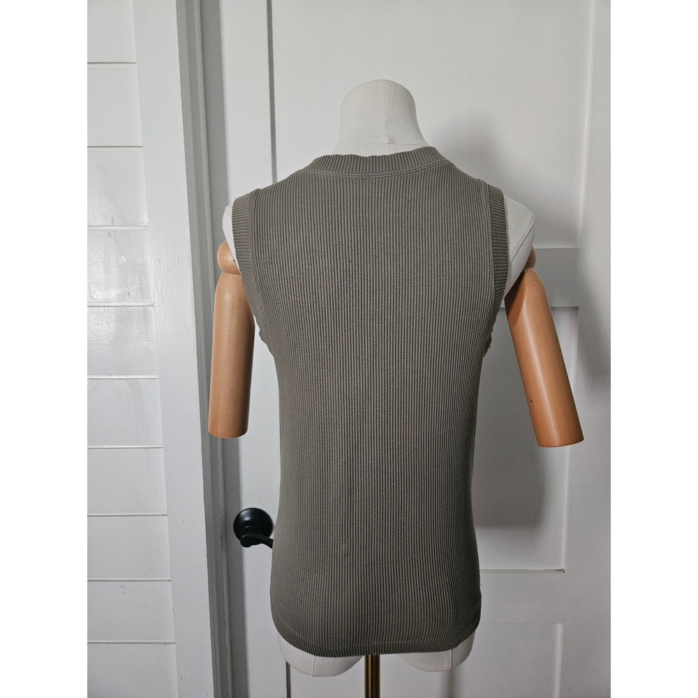 BKE Core Olive Green Ribbed Knit Scoop Neck Seamless Tank Top Size‎ M/L - Picture 2 of 14